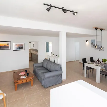 Casa Monicha Апартаменты Коста-Тегисе